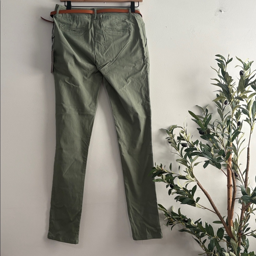 Love University Olive Pants - Picture 5 of 6